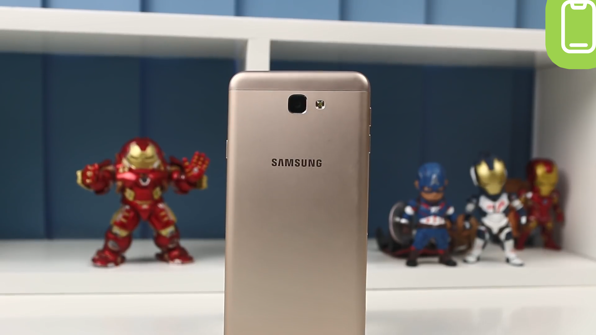 Đánh giá chi tiết Samsung Galaxy J7 Prime - Ảnh 2