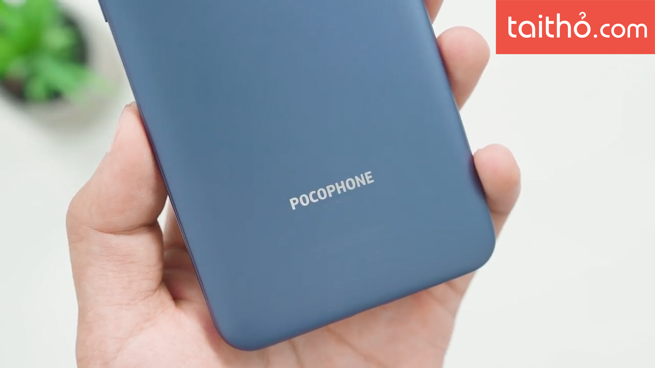Đánh giá chi tiết Xiaomi Pocophone F1 - Ảnh 2