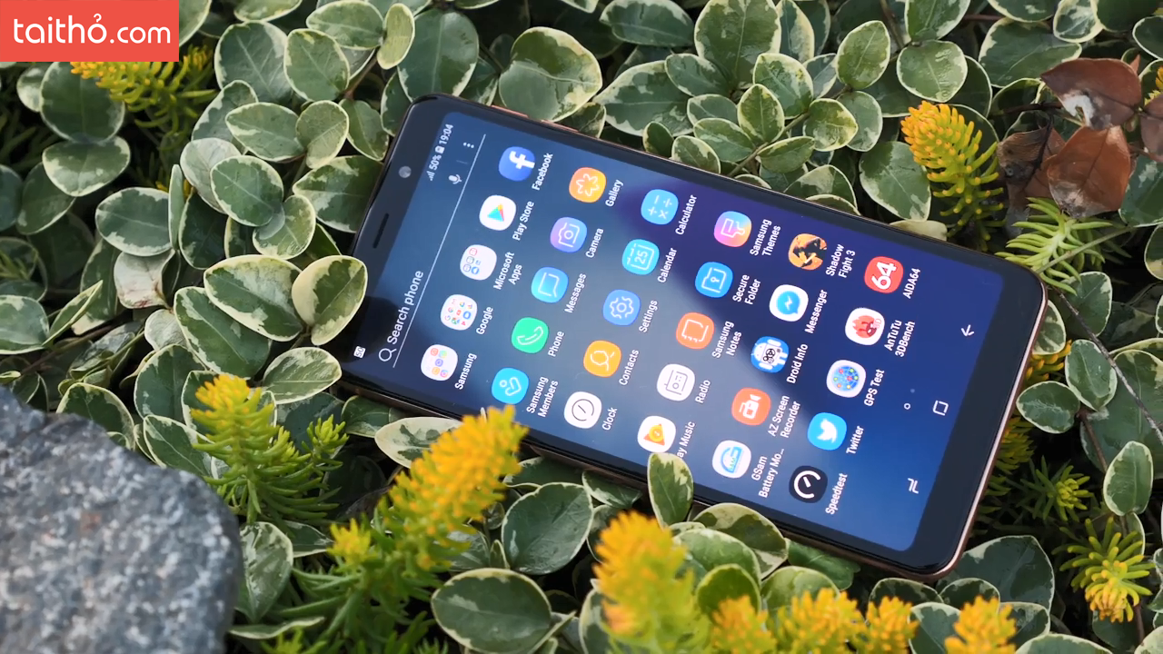 Đánh giá chi tiết Samsung Galaxy A7 2018 - Ảnh 2