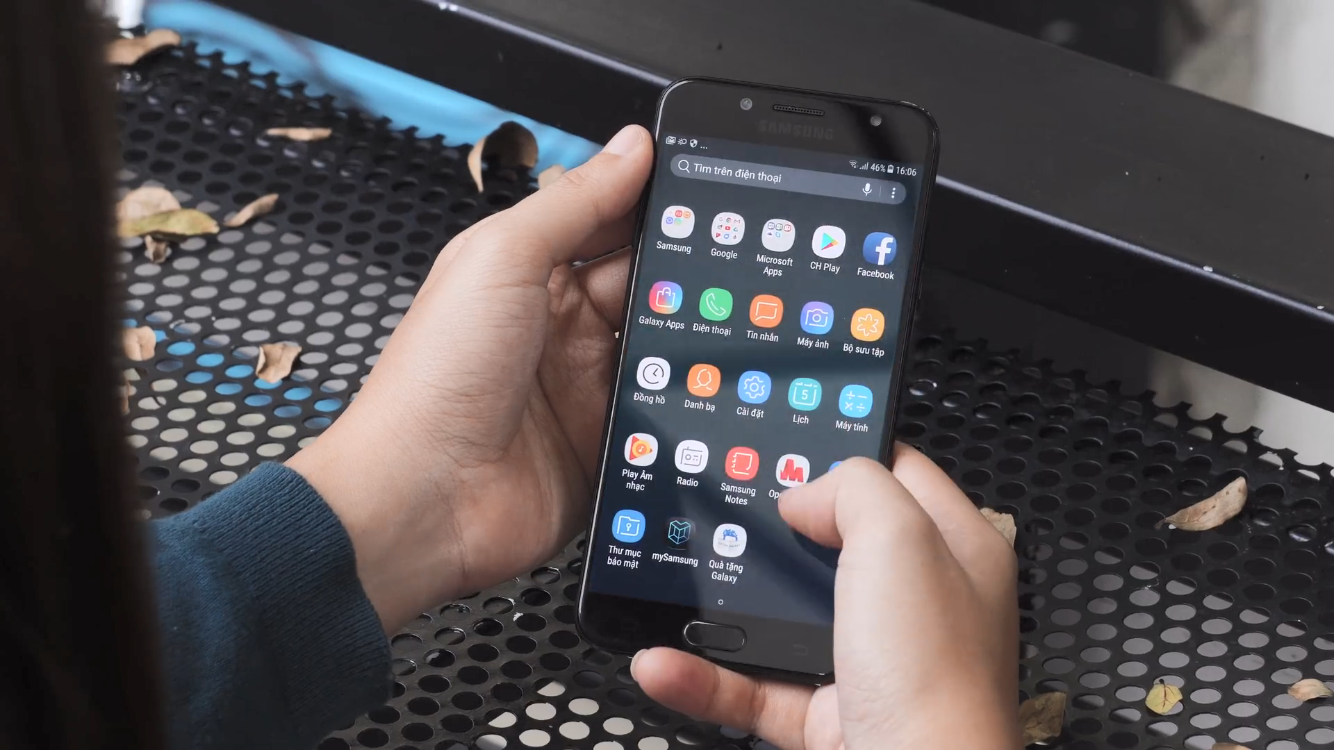 Đánh giá chi tiết Samsung Galaxy J7 Plus - Ảnh 1