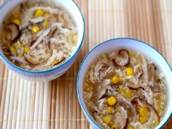 món súp gà bổ dưỡng thơm ngon